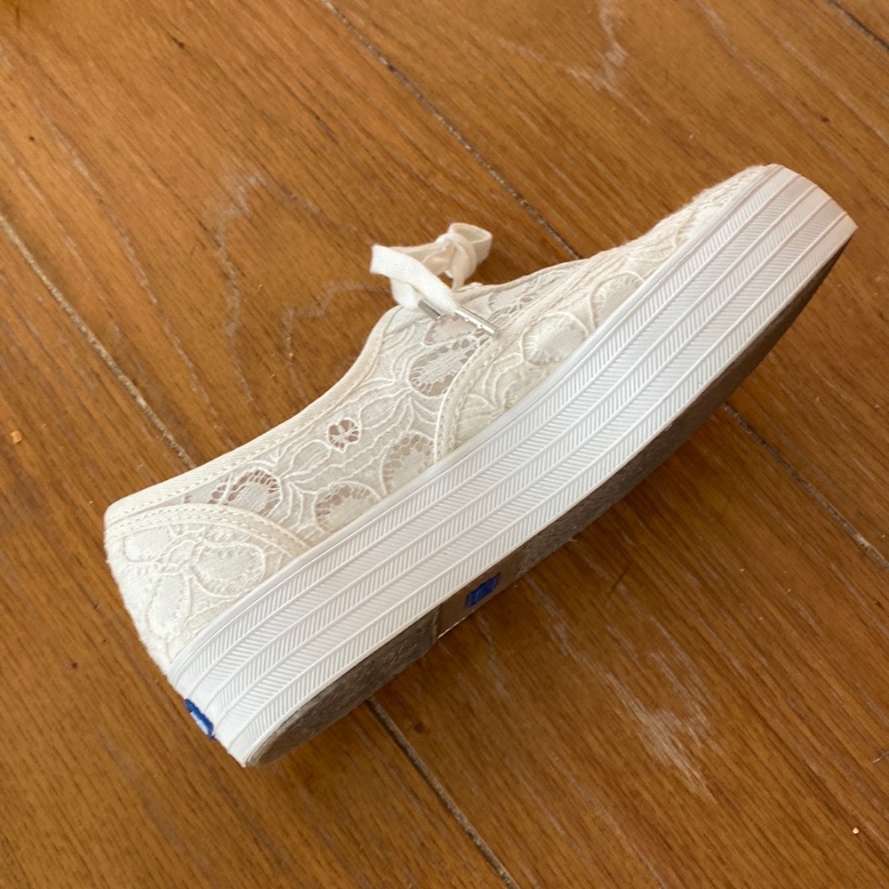 EUC Keds Sneakers